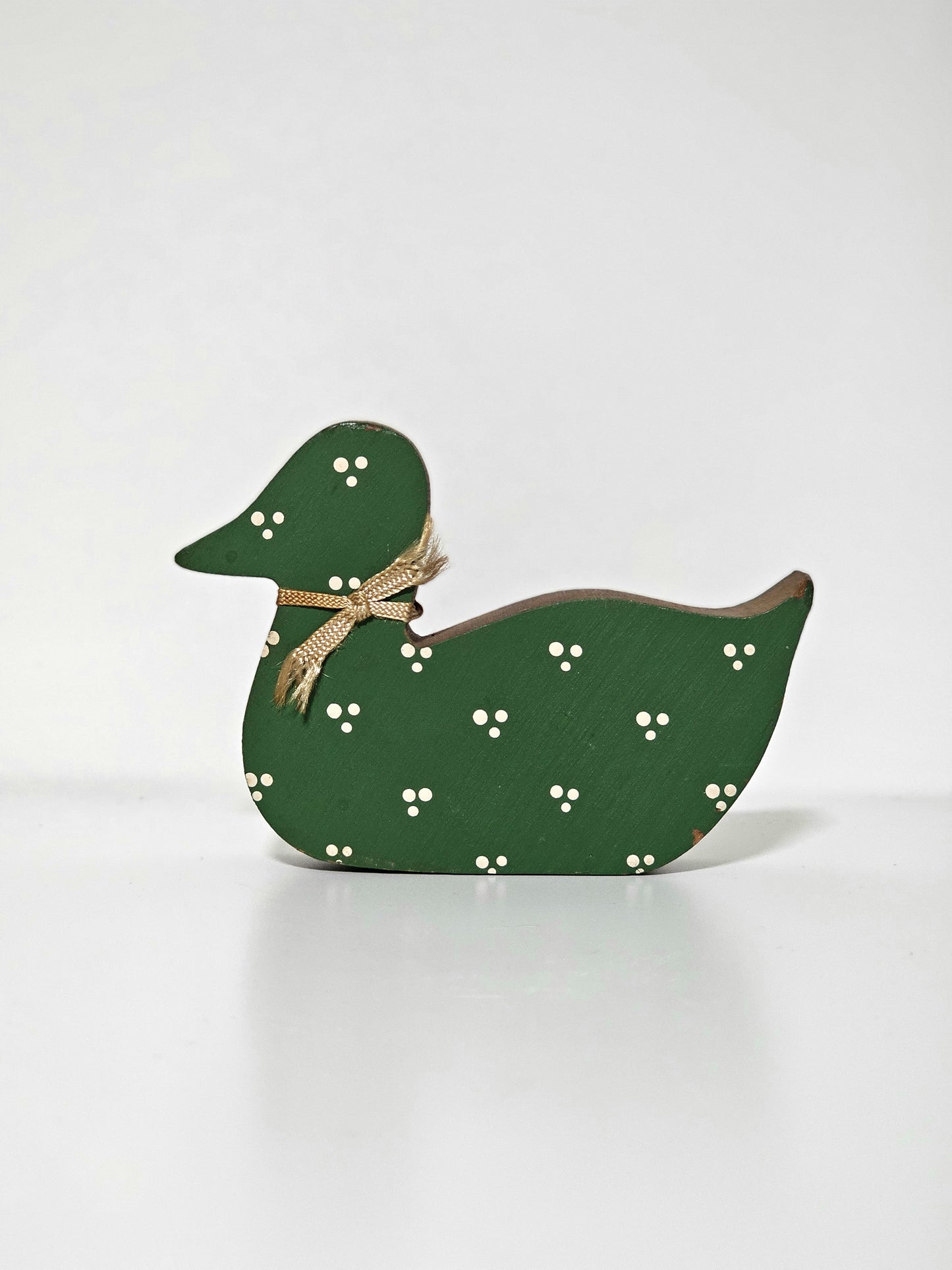 Green Polka-Dot Duck Shelf Sitter