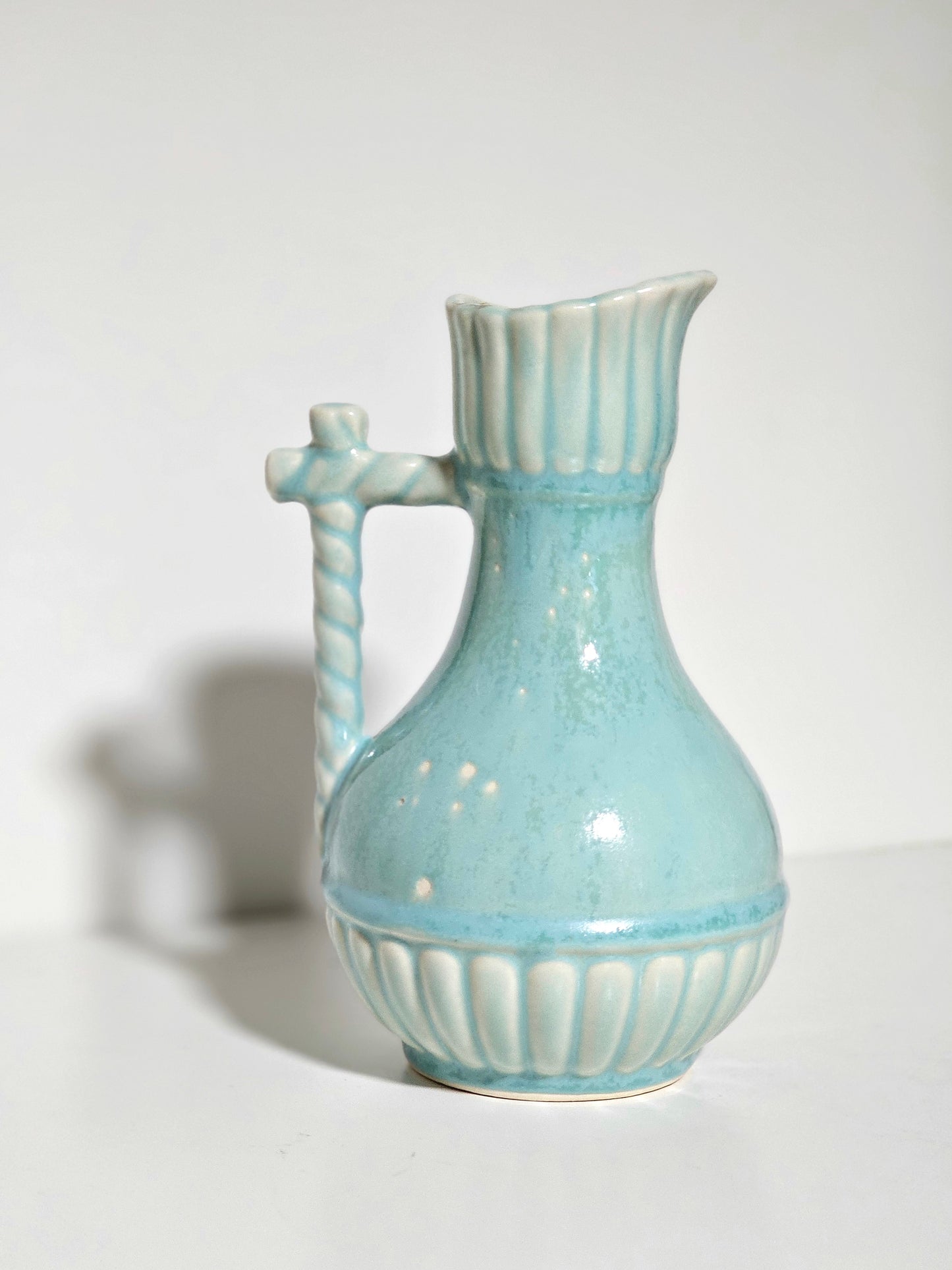 1943 McCoy Twisted Rope Pitcher
