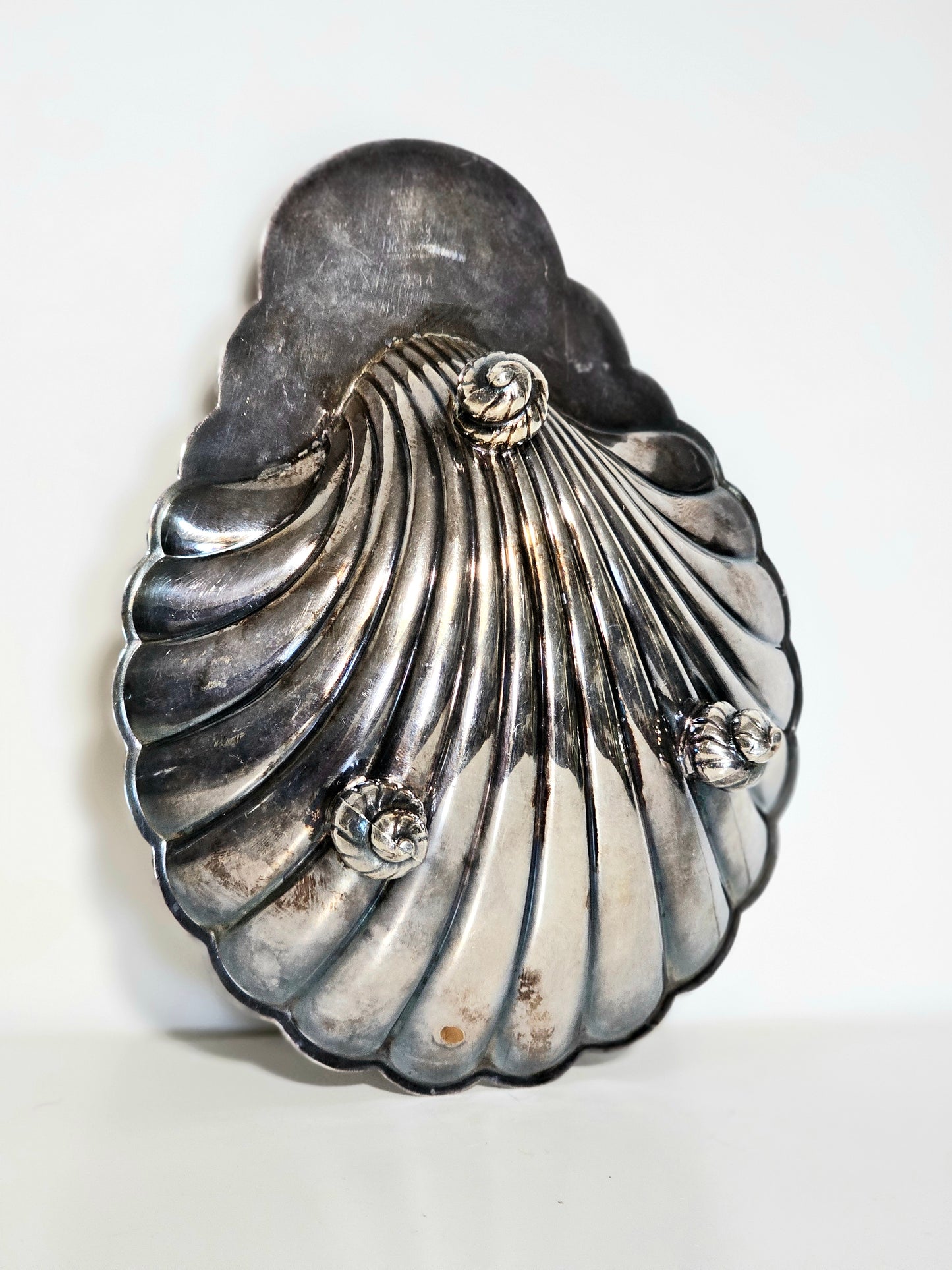 International Silver Co Silverplated Shell Dish