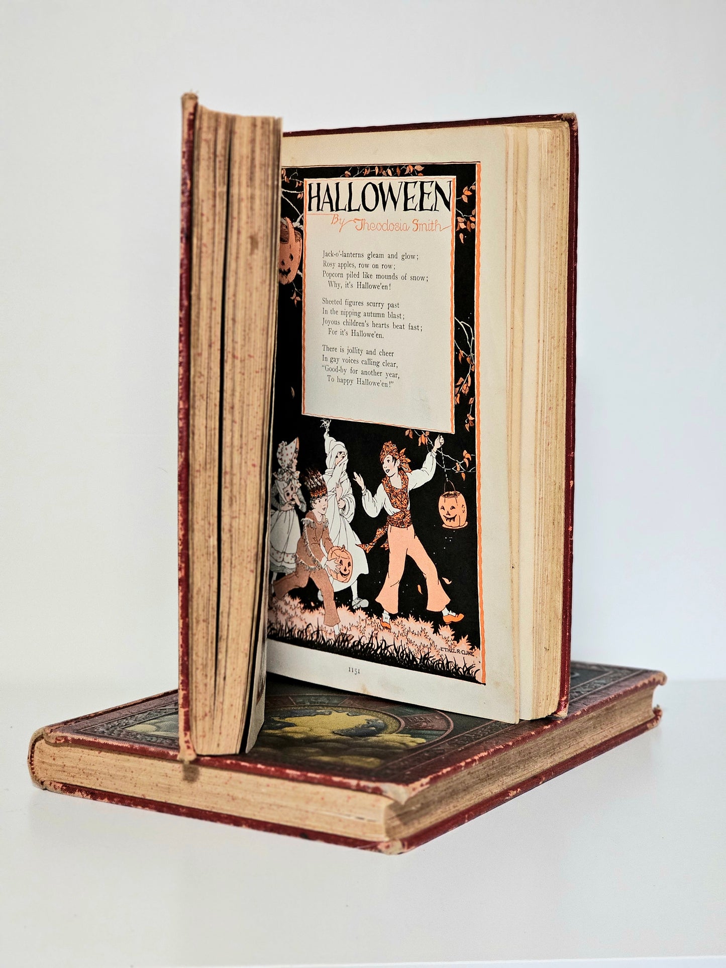 1939 Pictured Knowledge Vol. 4 & 5
