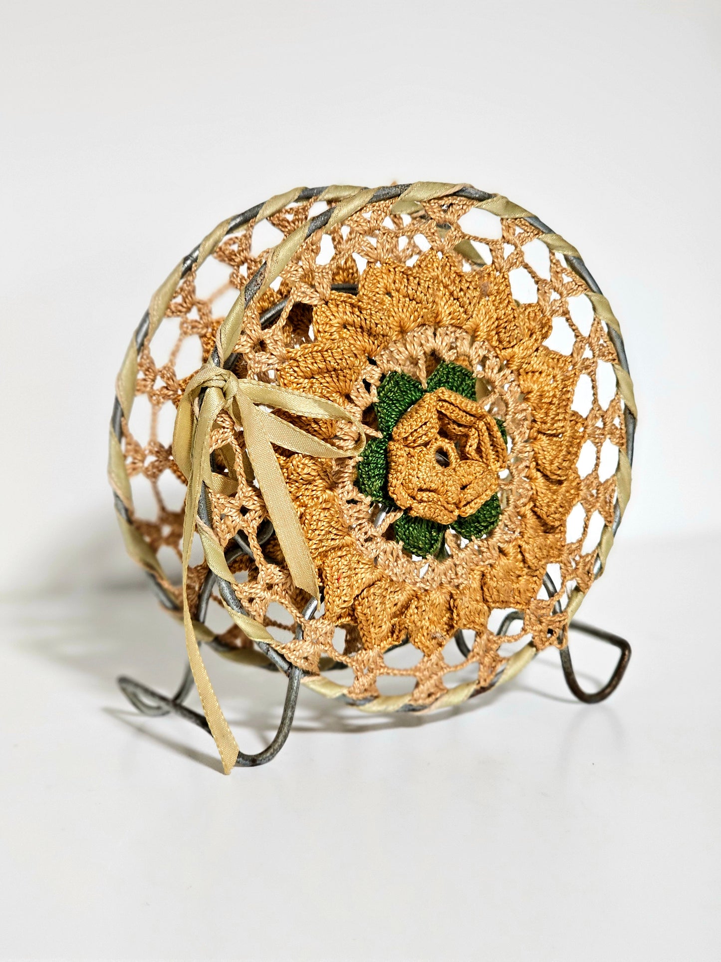 1950's Crocheted Napkin Holder