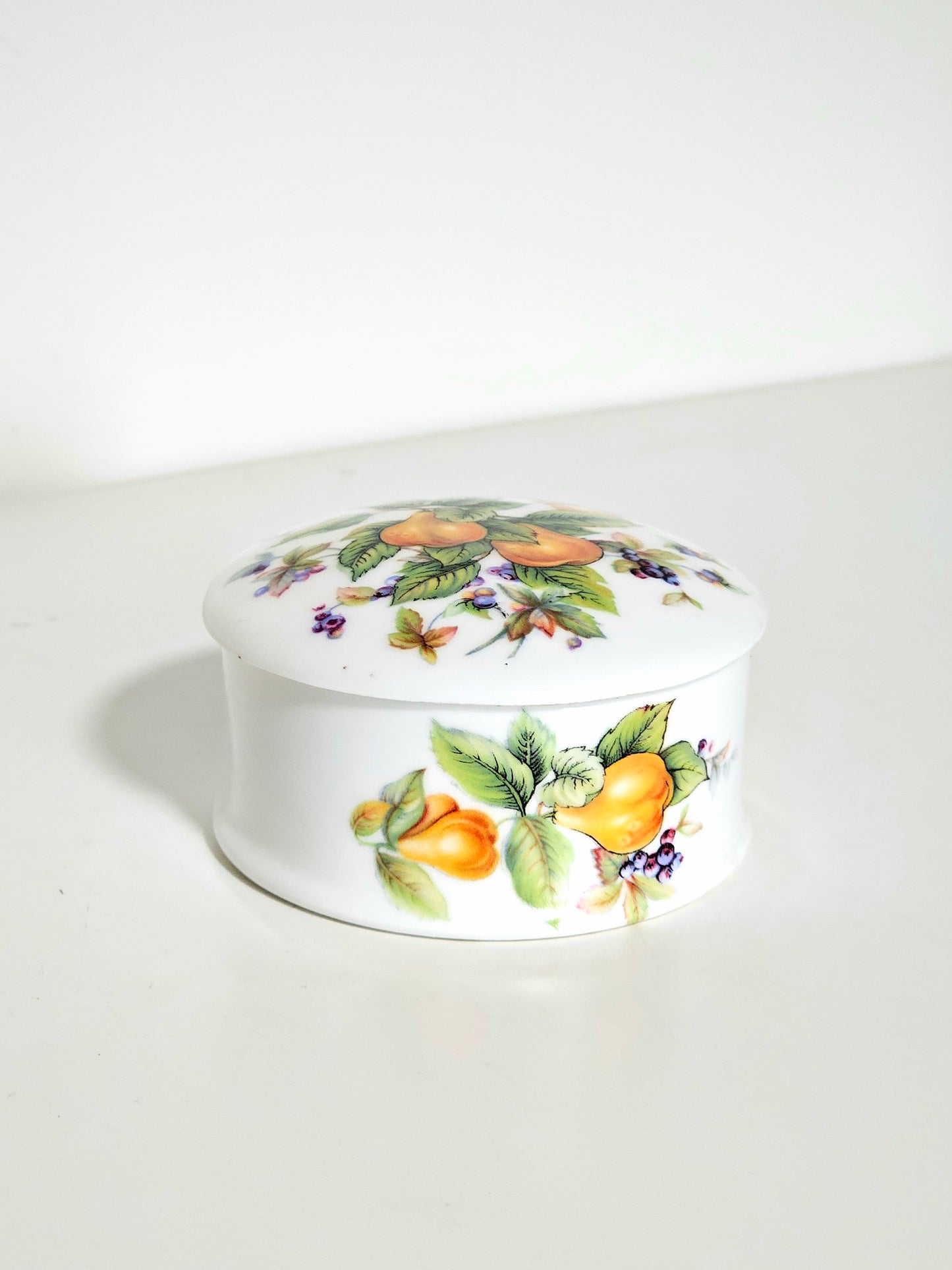 Fine English Bone China Ring Box