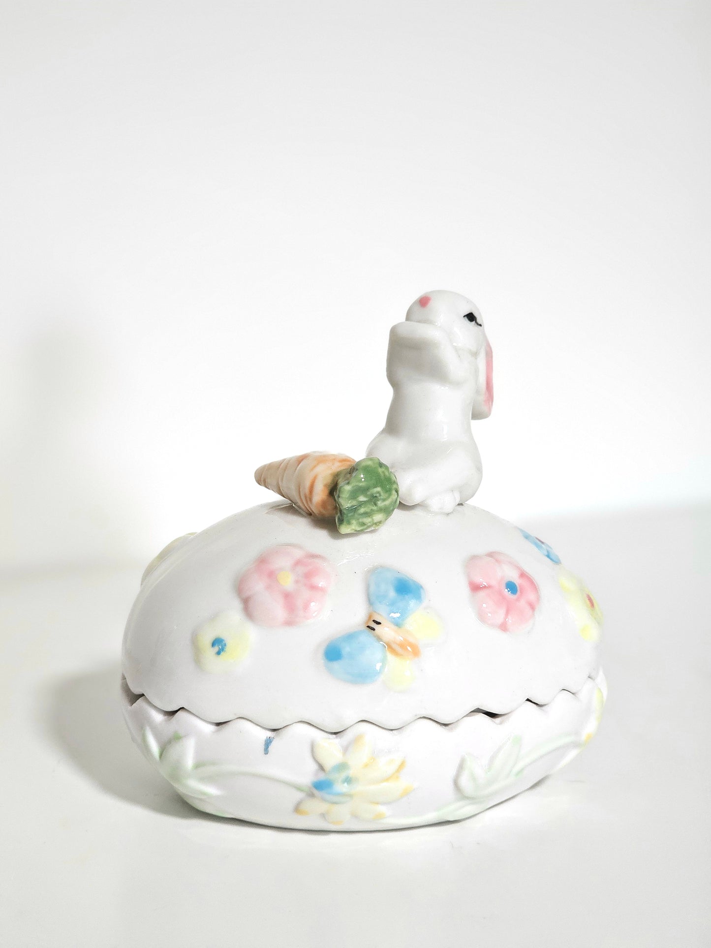Lidded Easter Egg Jelly-Bean Dish