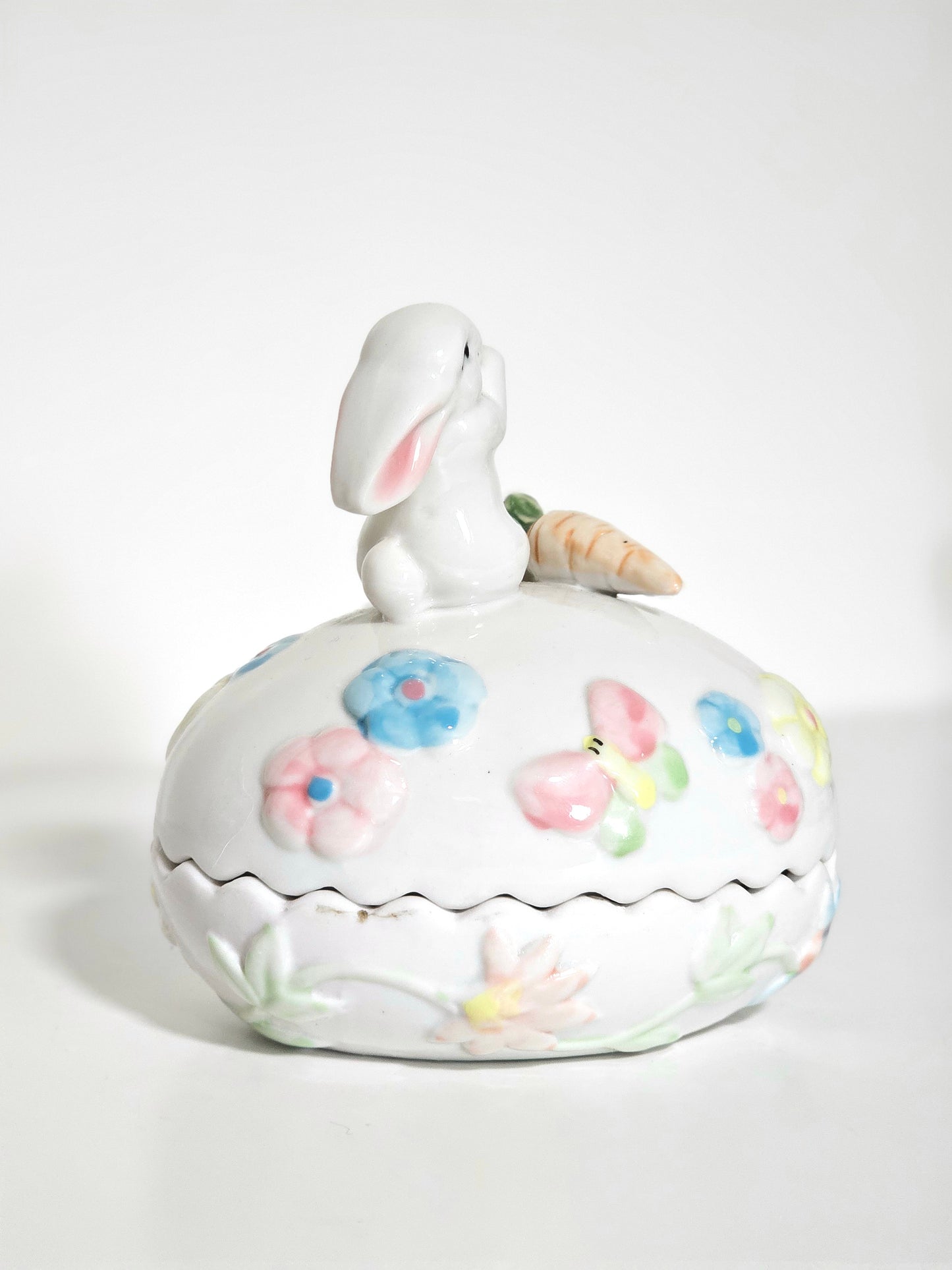 Lidded Easter Egg Jelly-Bean Dish