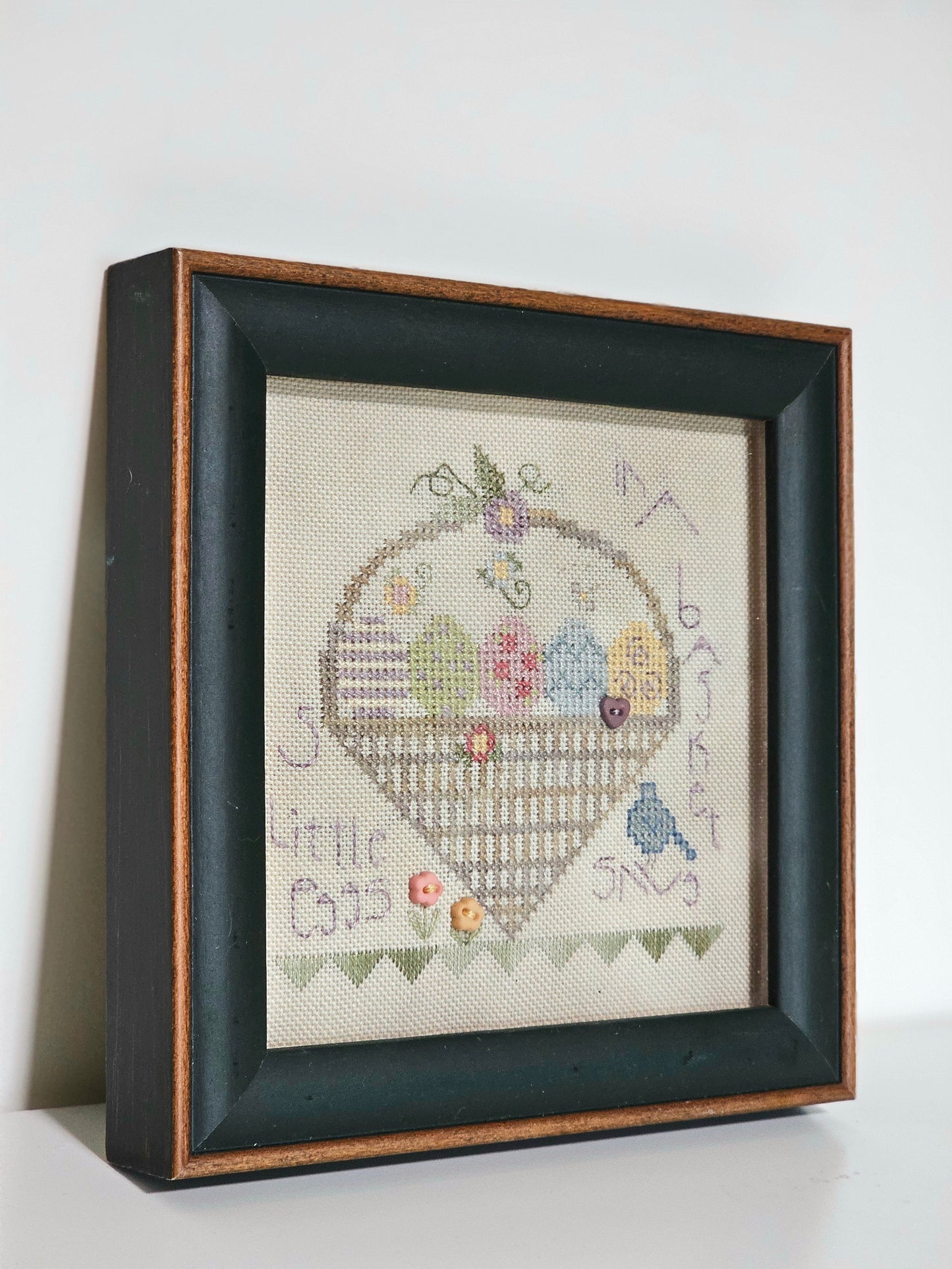 Needlepoint "Little Eggs" Easter Crewel