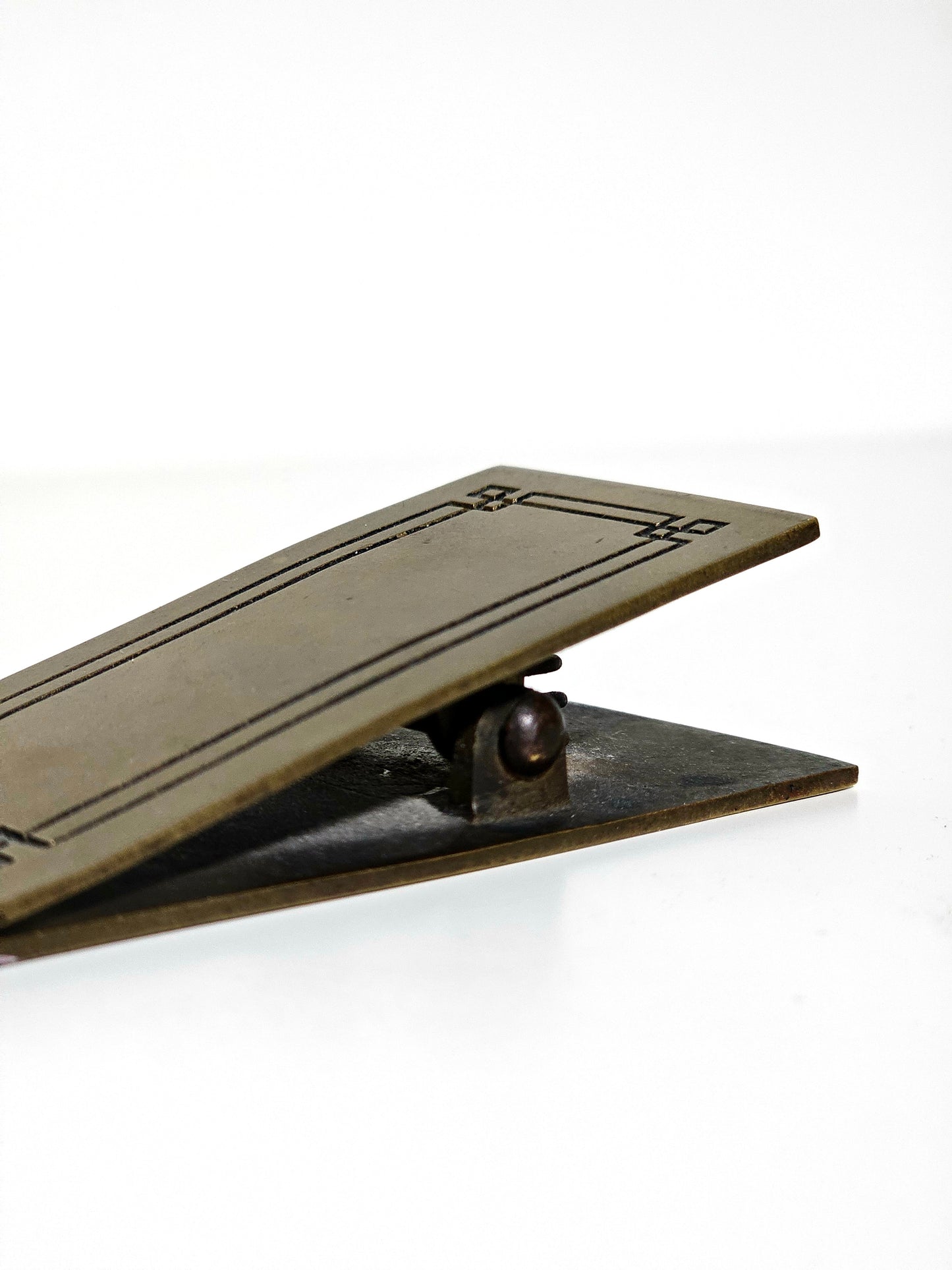 Antique Brass Heavy Clip