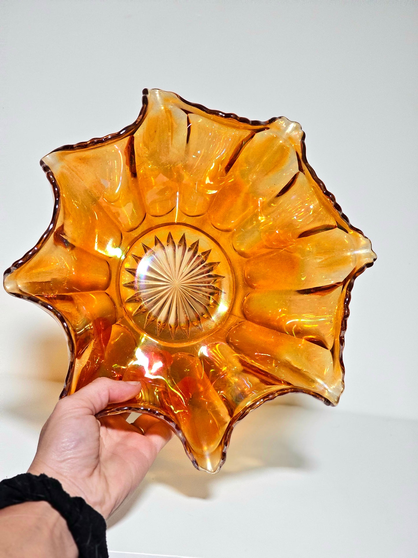 Imperial Crimped Berry Carnival Glass Bowl c. 1904