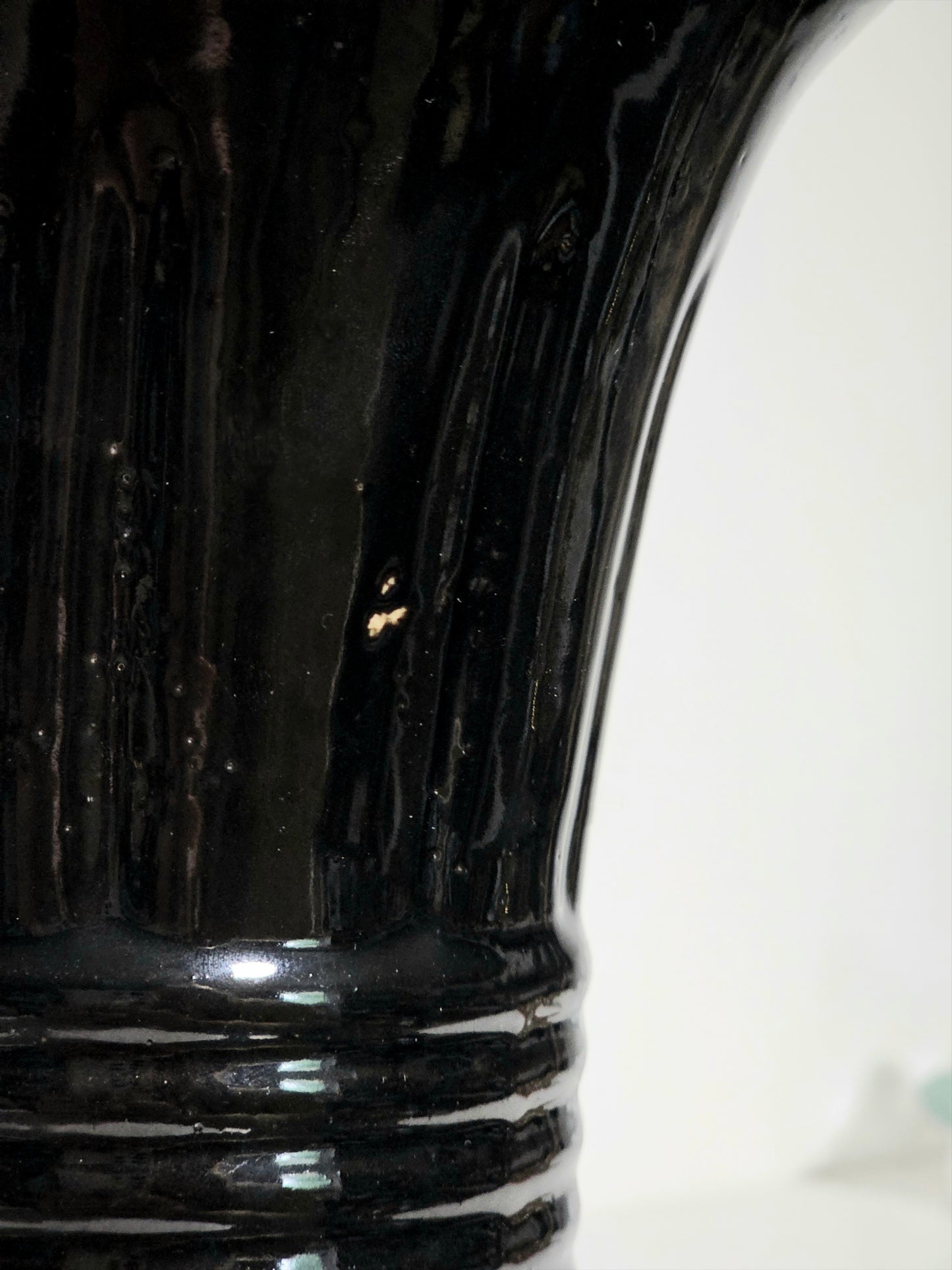 Monmouth Western Stonewear Icebox Vase
