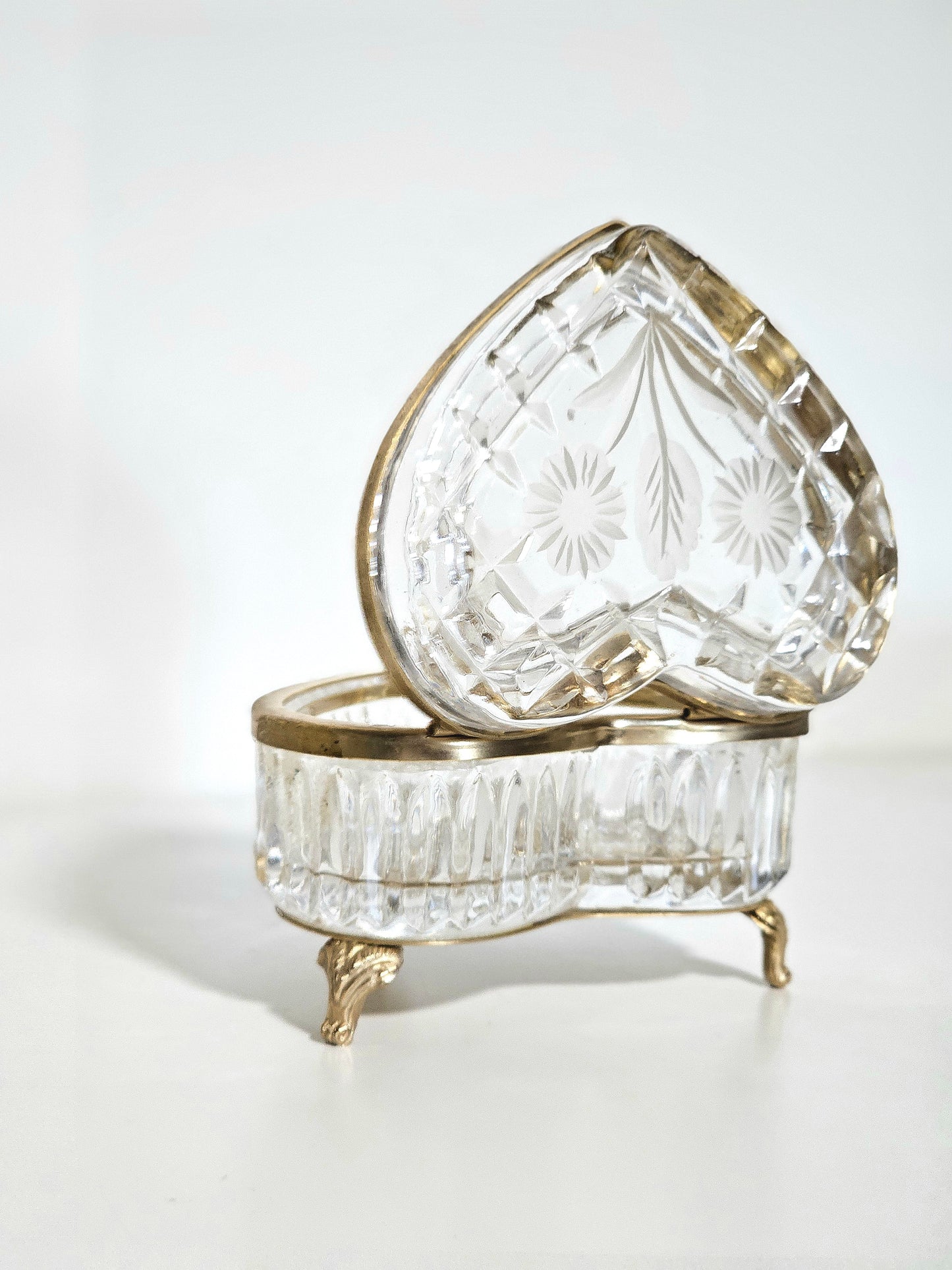 Brass Heart Cut Crystal Flower Art Hinged Box