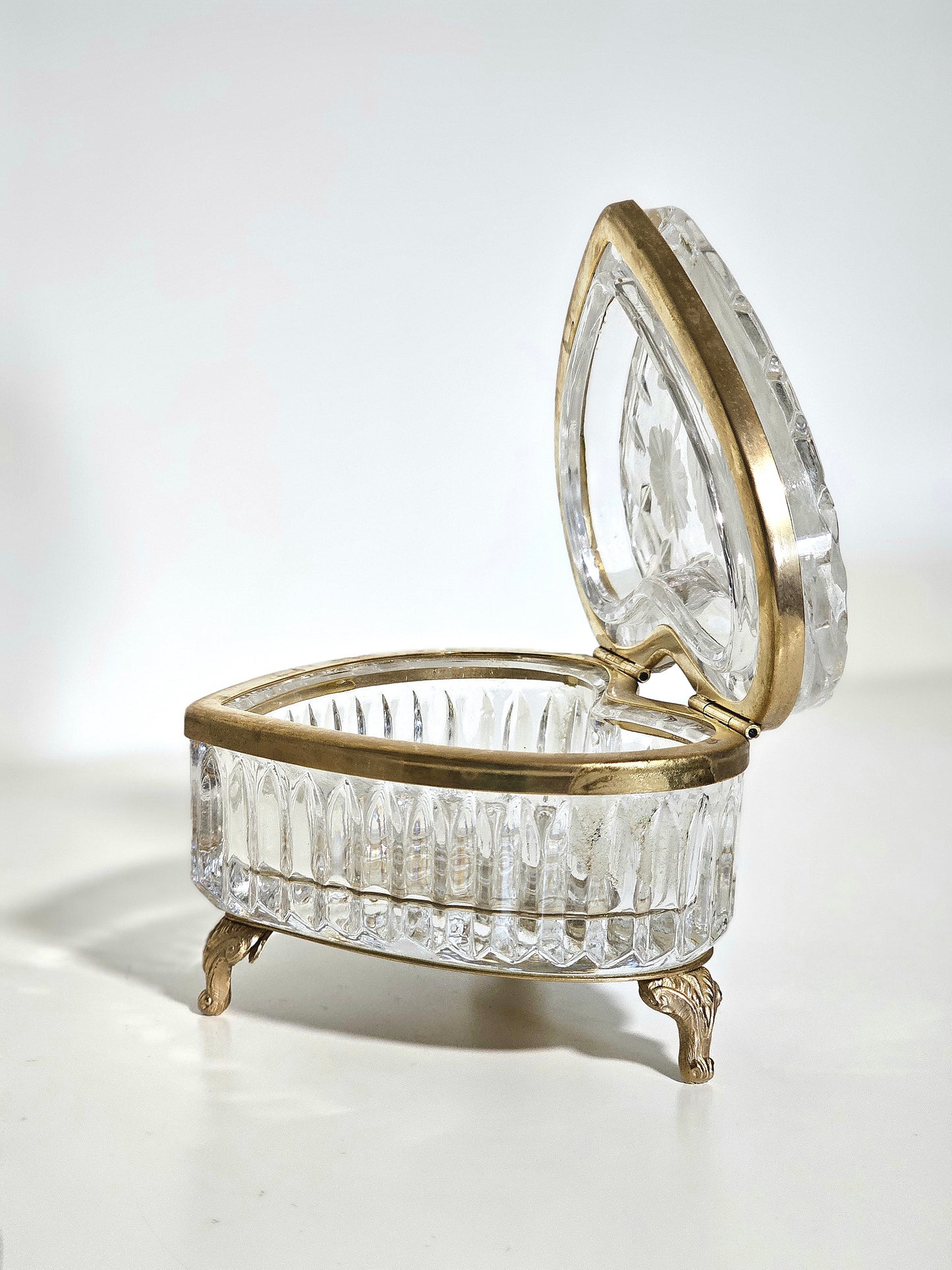 Brass Heart Cut Crystal Flower Art Hinged Box
