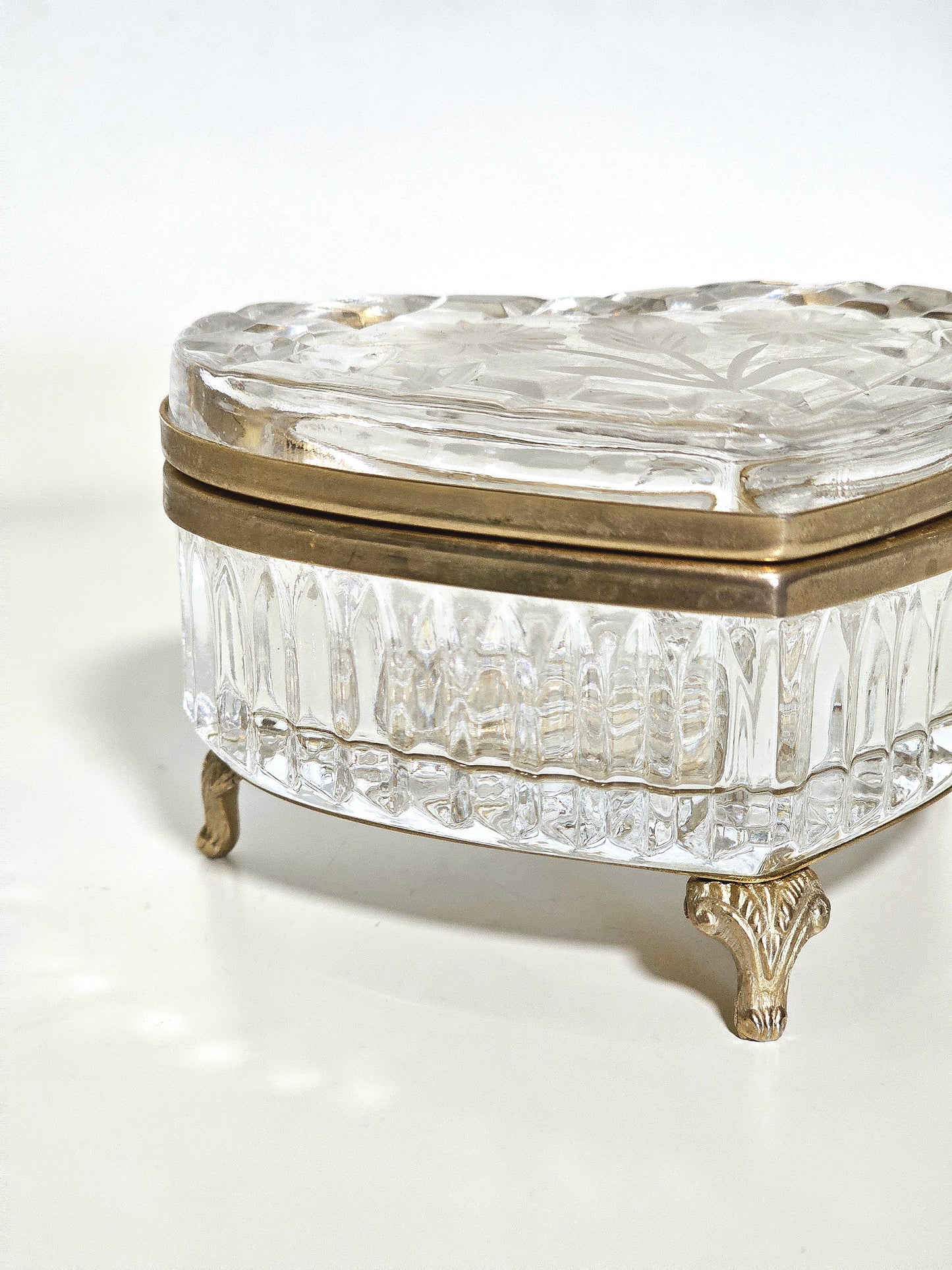Brass Heart Cut Crystal Flower Art Hinged Box