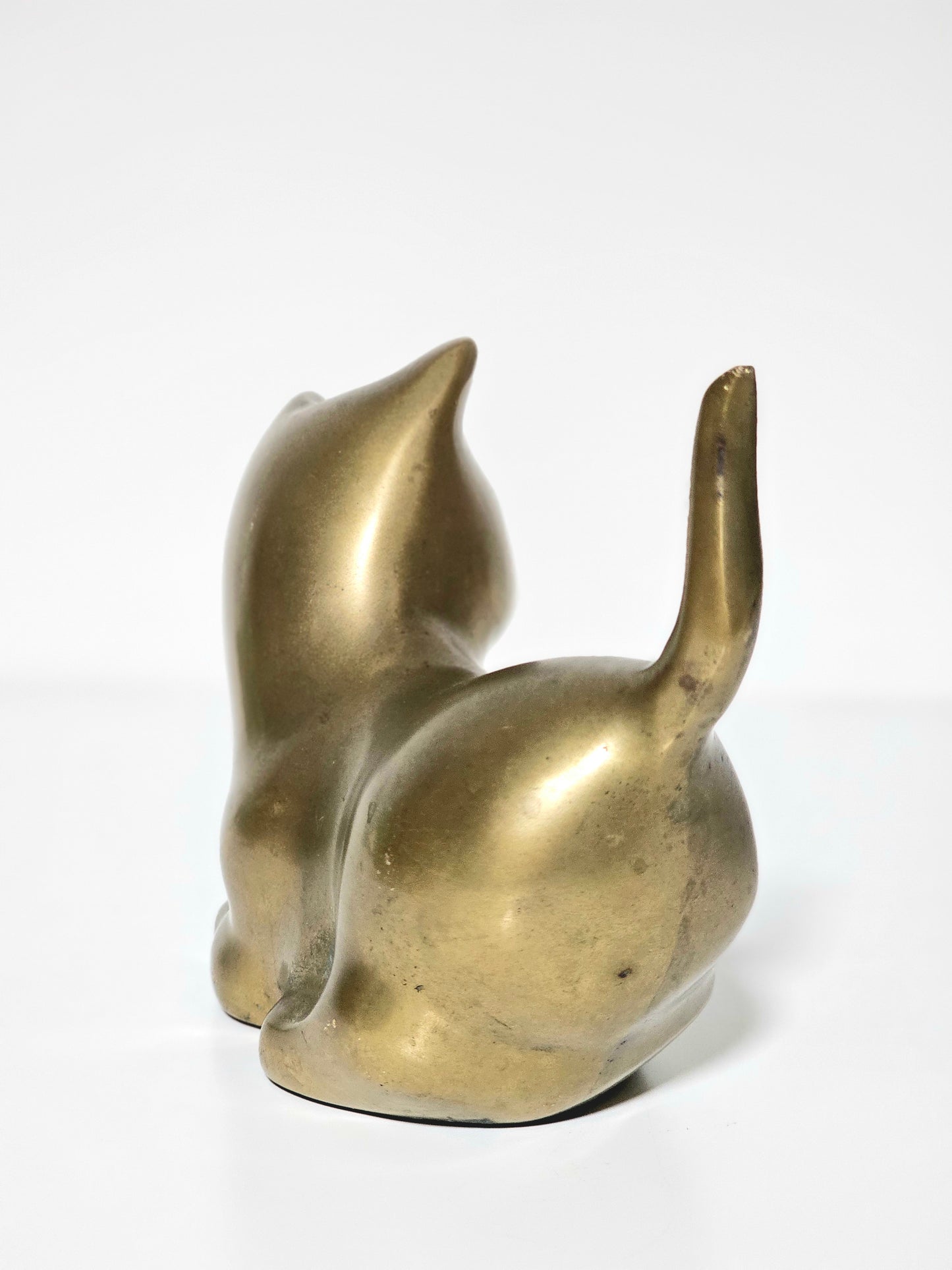 Medium Brass Cat Ring Holder