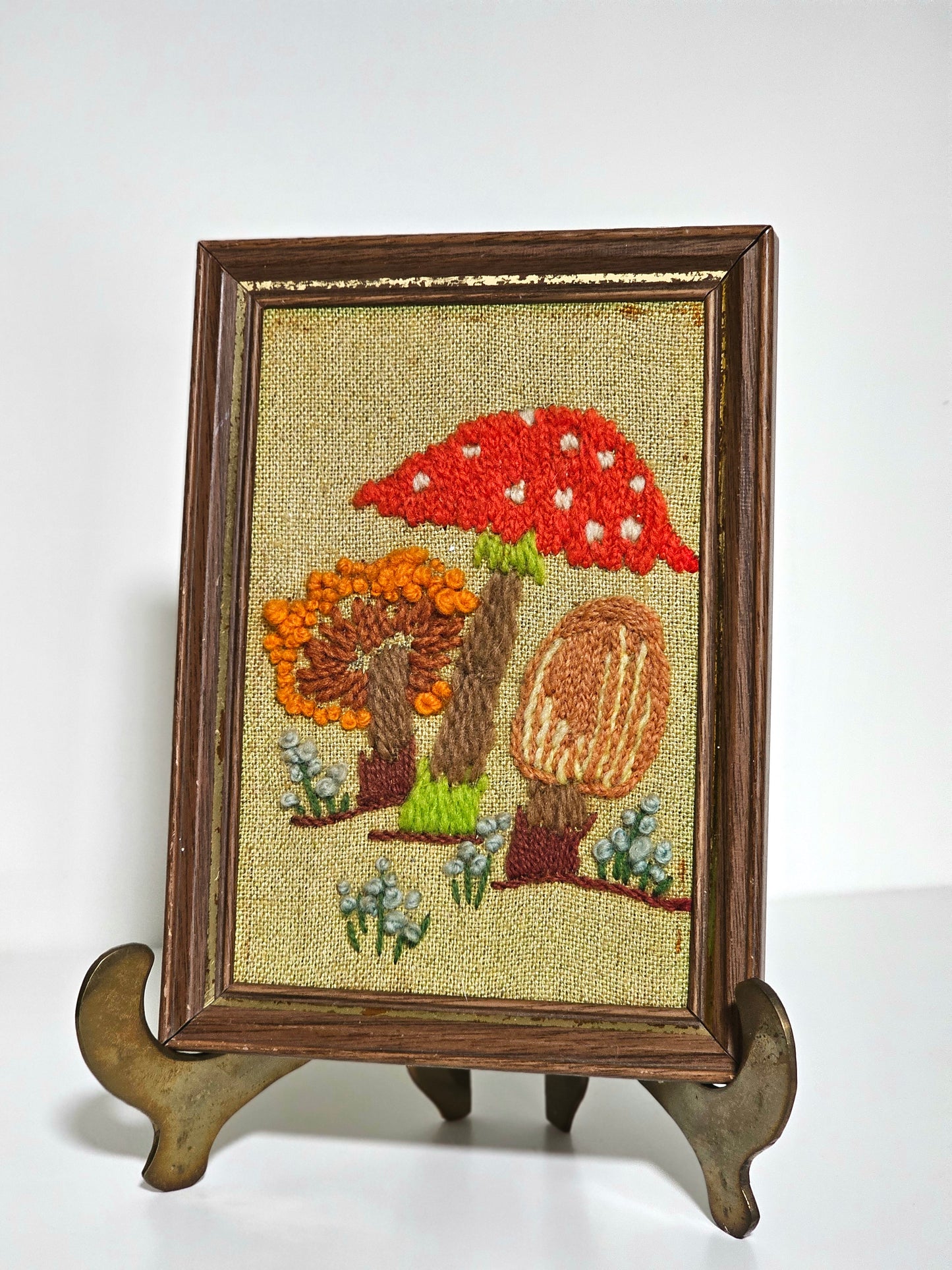 Shabby Vintage Mushroom Crewel