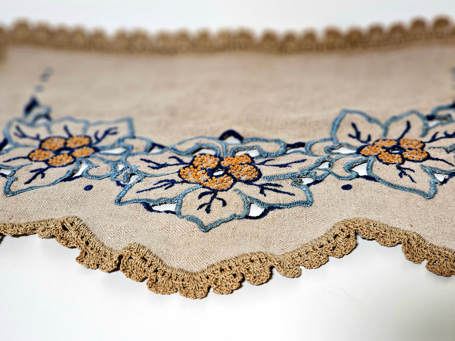 Vintage Embroidered Doily Style Placemat