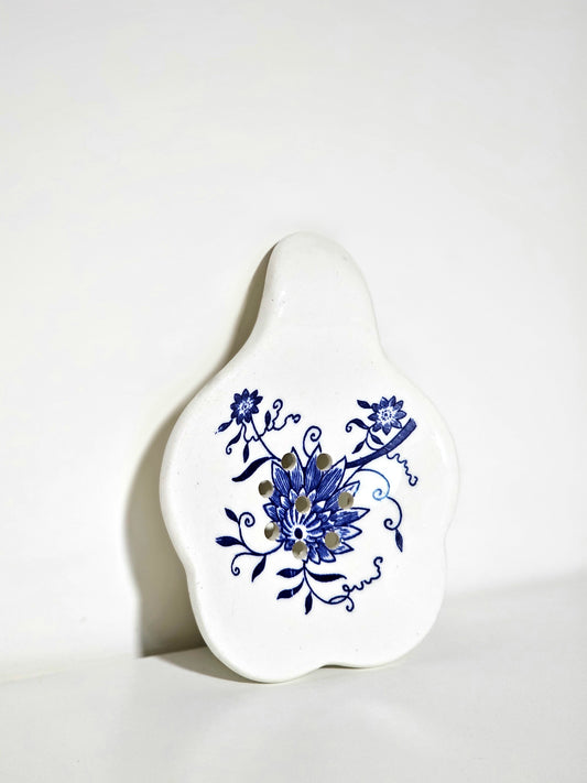Transferware Ceramic Tea Strainer