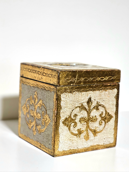 Italian Florentine Gilt Tissue Box