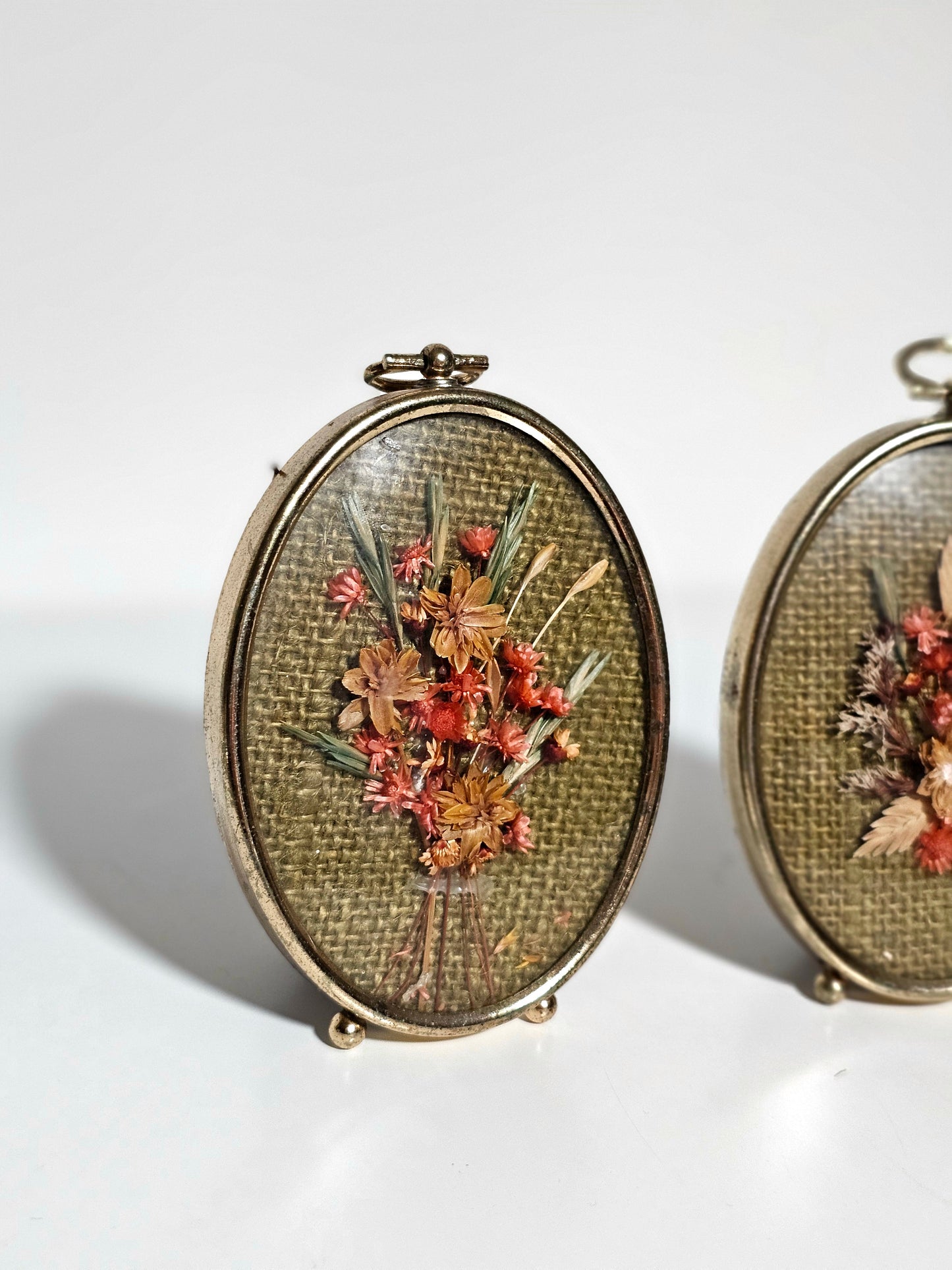 Handmade Dried Flower Convex Oval Frame Art Pair