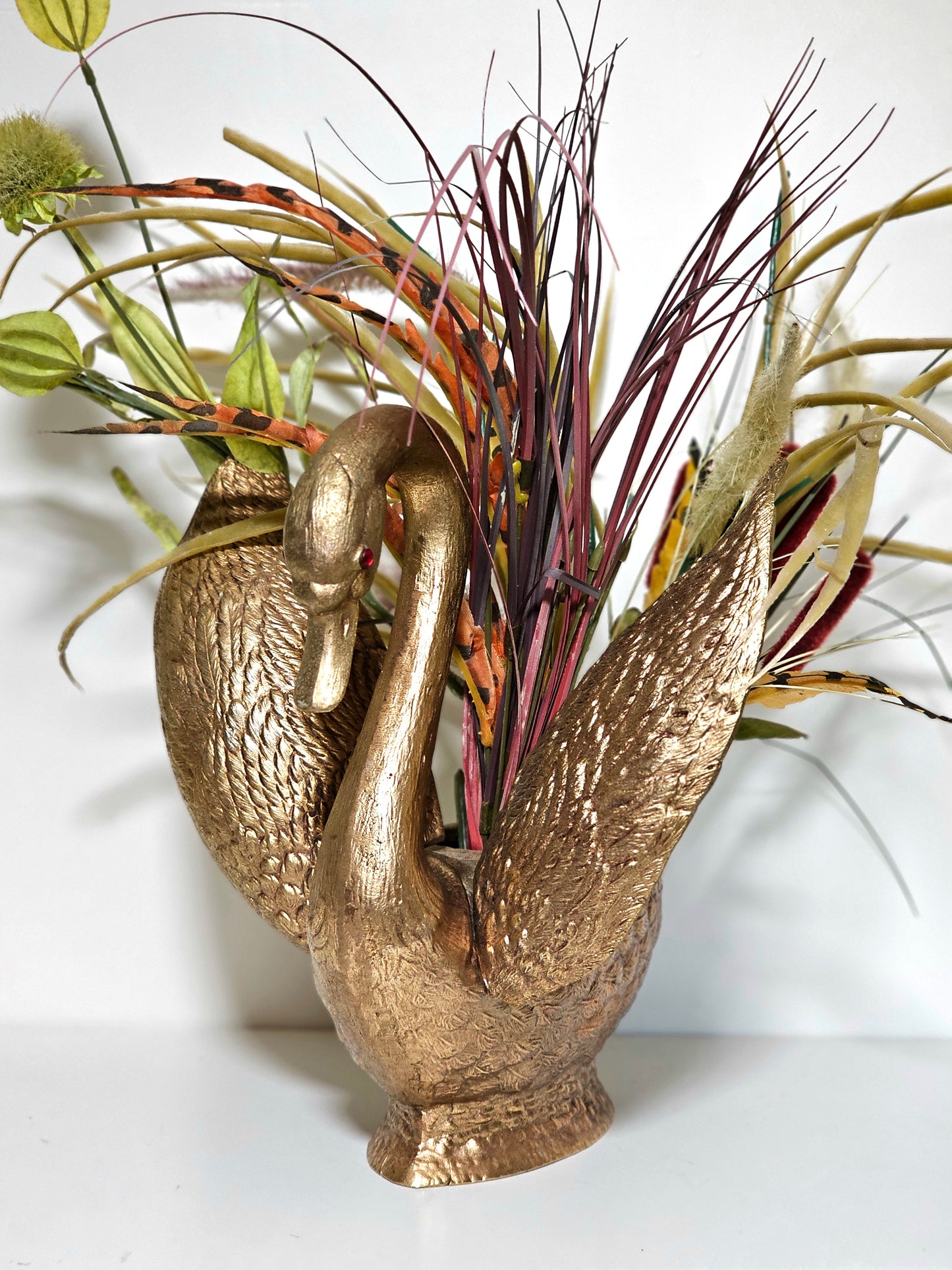 Heavy Metal Hinged Wing Swan Planter