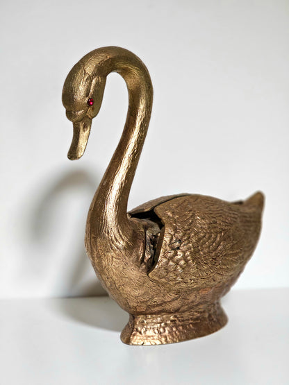 Heavy Metal Hinged Wing Swan Planter