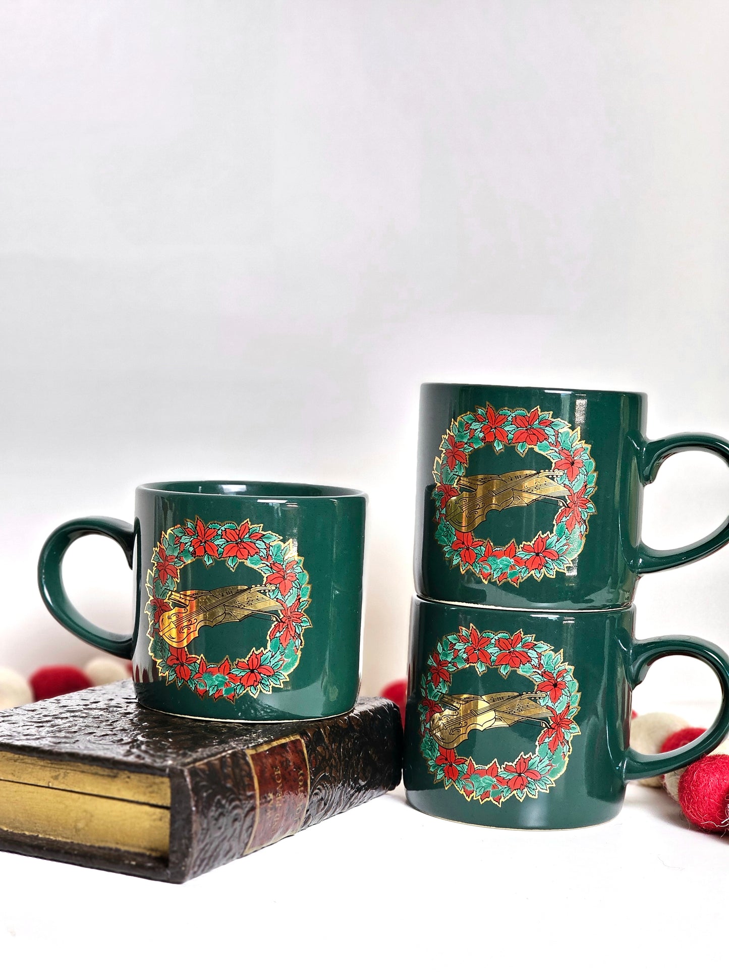 Gold Gilt Wreath & Violin Holiday Mugs